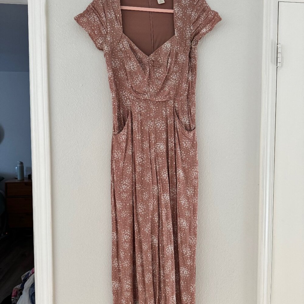 Urban Outfitters Cream Smocked Puff Sleeve Jumpsuit – Size S